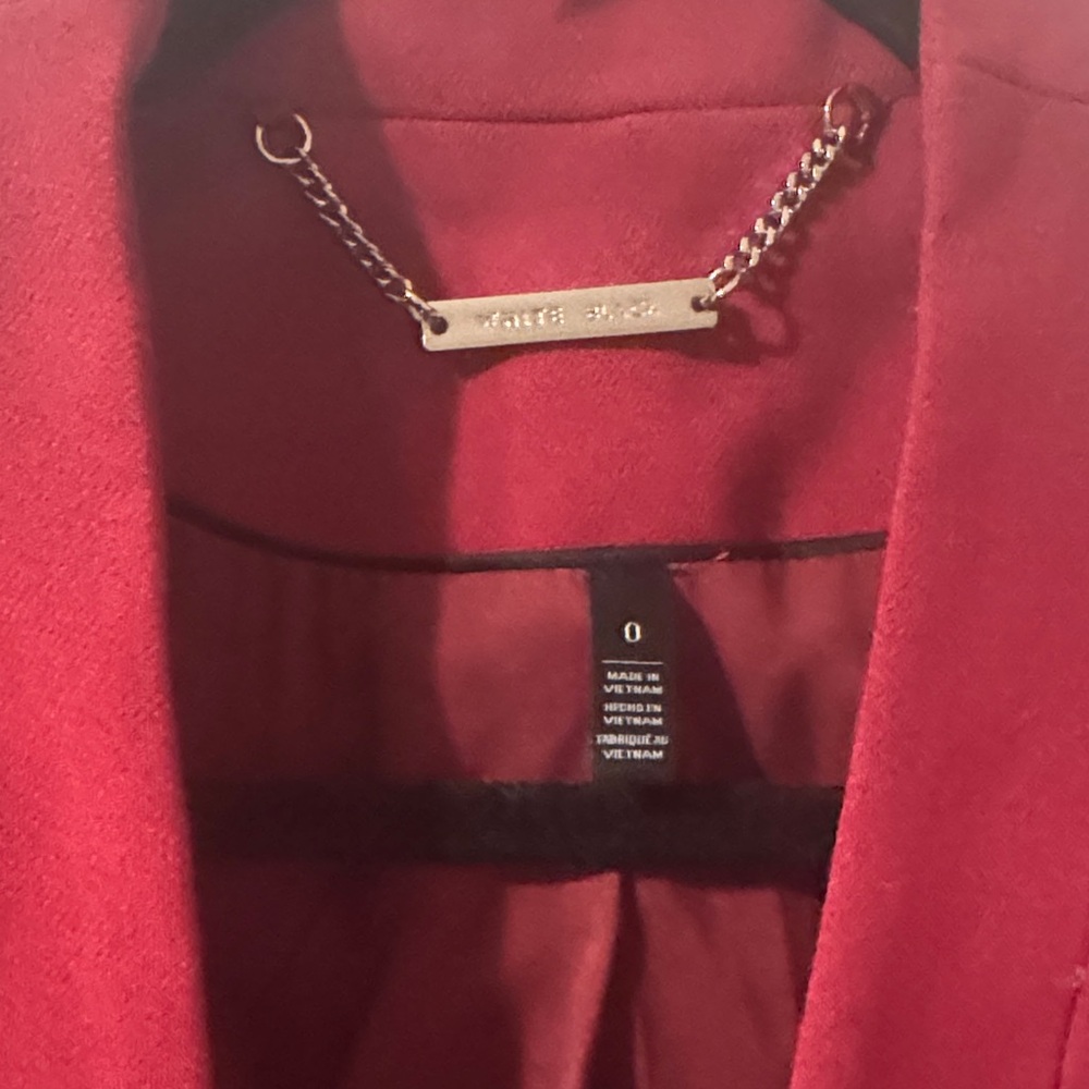 White House Black Market Vibrant Red Blazer - Picture 2 of 3